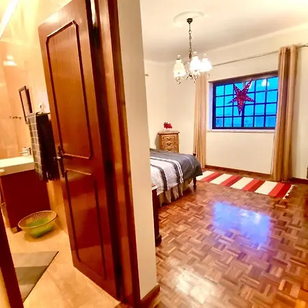 Spray Sitio In Nazare, European Style Bed & Breakfast Nazare