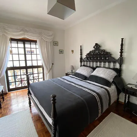 Spray Sitio In Nazare, European Style Bed & Breakfast