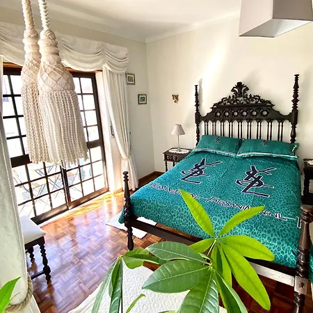 Spray Sitio In Nazare, European Style Bed & Breakfast Nazare