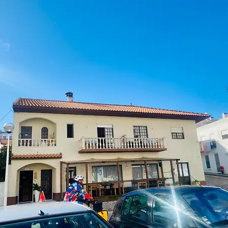 Spray Sitio In Nazare, European Style Bed & Breakfast *